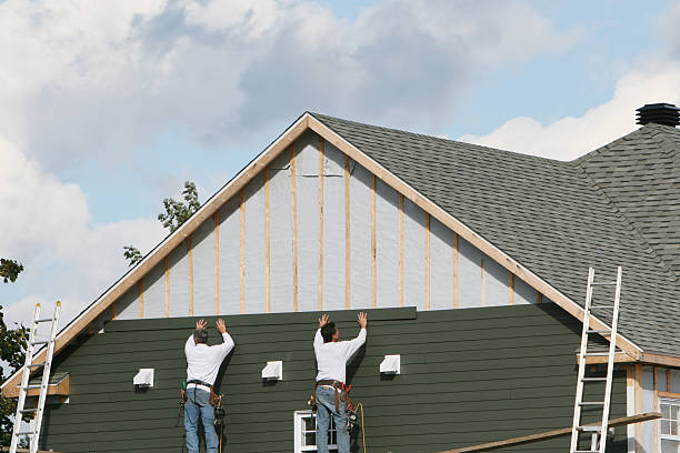 Professional Siding technician working in Crewe, VA